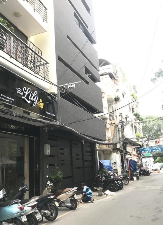 The Lily Hostel & Coffee Ho-Chi-Minh-Stadt Exterior foto